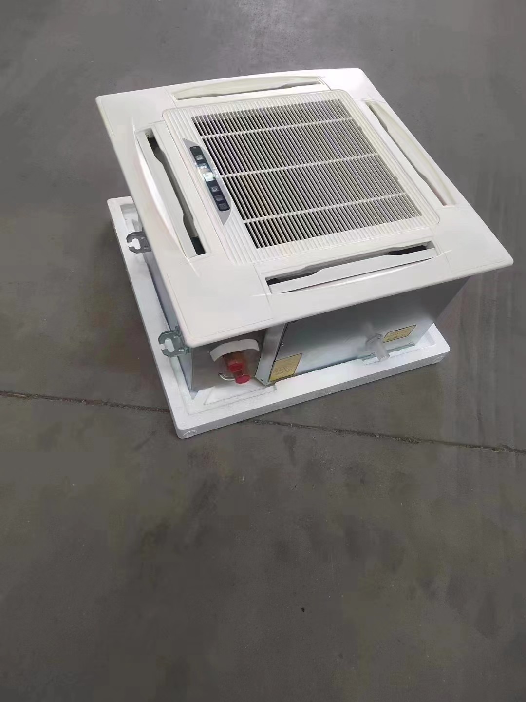 明装风机盘管和暗装风机盘���有什么不同呢